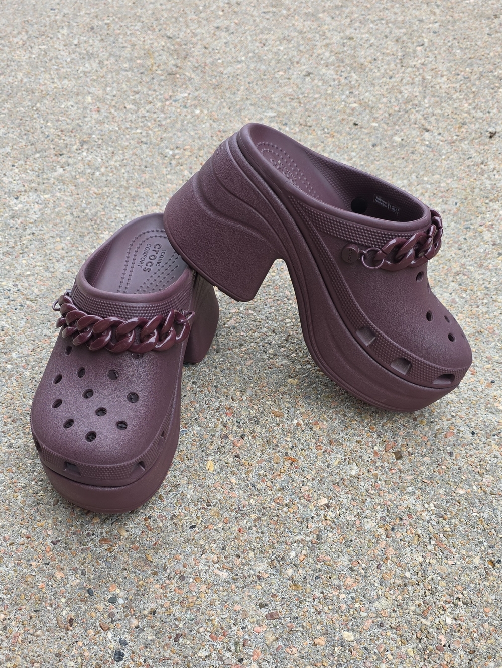 Crocs Siren Chain Platform Chunky Dark Cherry Clogs Size 8